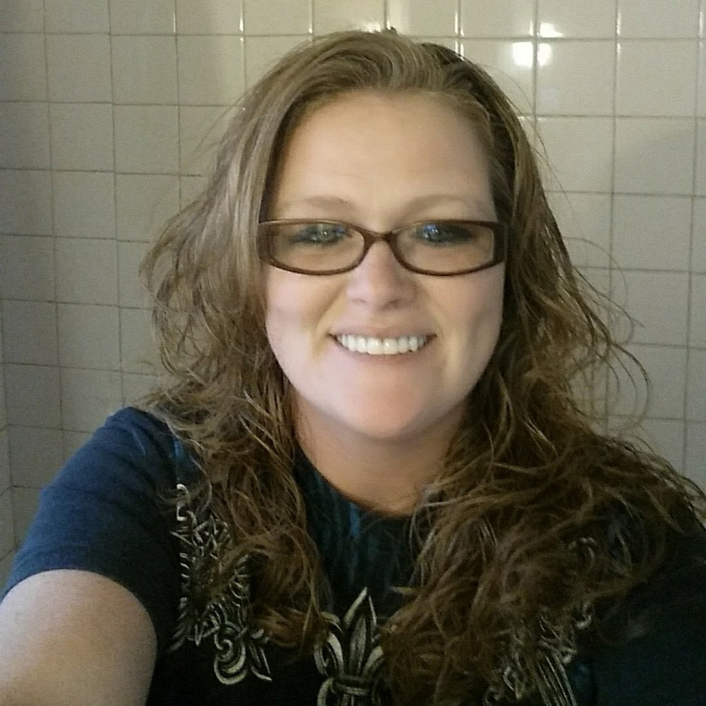 Meet your Posher, Alicia